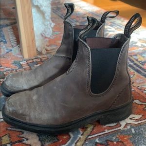 Blundstone Dress Boot // 6.5 US // 3.5 AUS